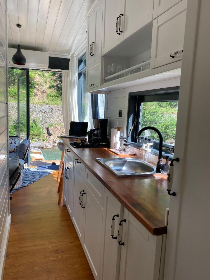 فندق Vagona Tiny House ريزه المظهر الخارجي الصورة